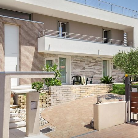Villa Aurora-Holiday Home Apt 1 باردولينو المظهر الخارجي الصورة