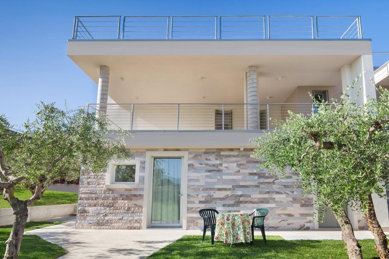 Villa Aurora-Holiday Home Apt 1 باردولينو المظهر الخارجي الصورة